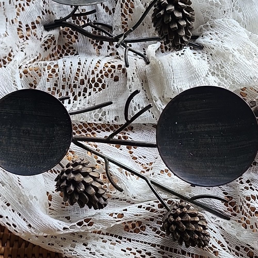 Set Of 2 Wrought Iron Pinecone Candleholder